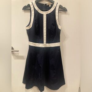 Banana Republic Dark Navy A-line Dress w/ White Trim 💙🤍